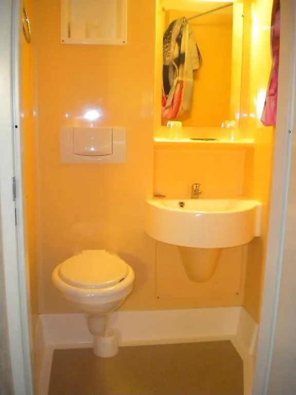 ** Hotel Auberge de Lamagistère France