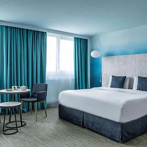 mercure-vannes-le-port.inbrittany.com/