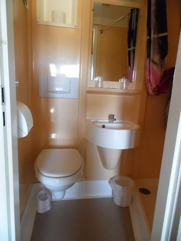 ** Hotel Auberge De Lamagistere France